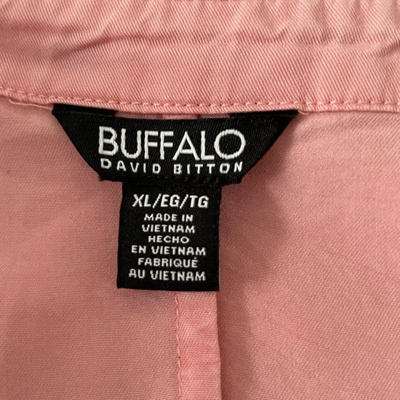 Buffalo David Bitton Soft pink boxy lagenlook button top with chest pockets - Picture 5 of 7